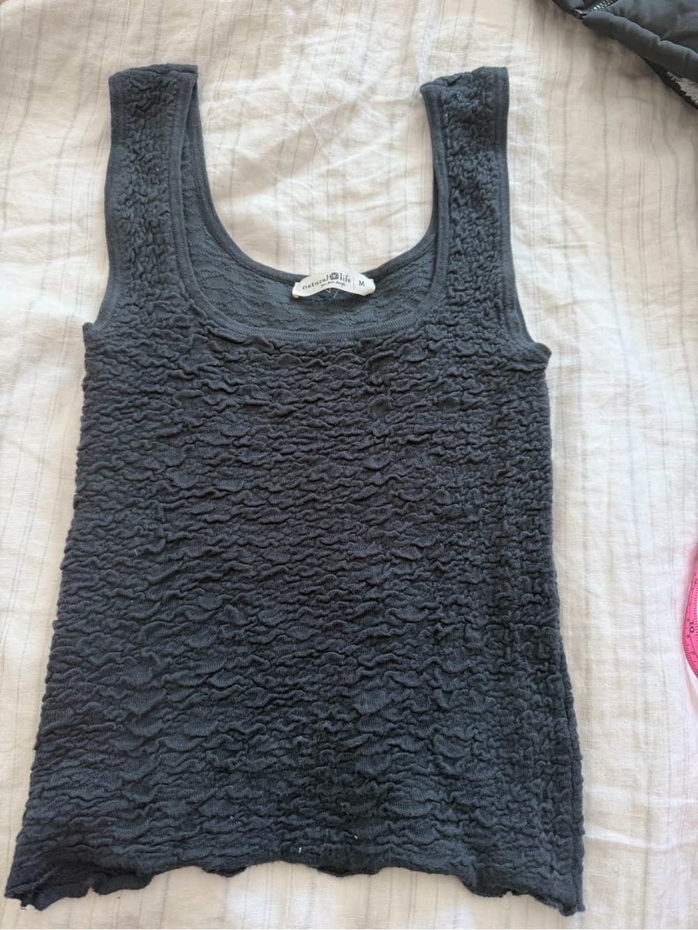 NATURAL LIFE Black  Crinkle Scoop Neck Tank